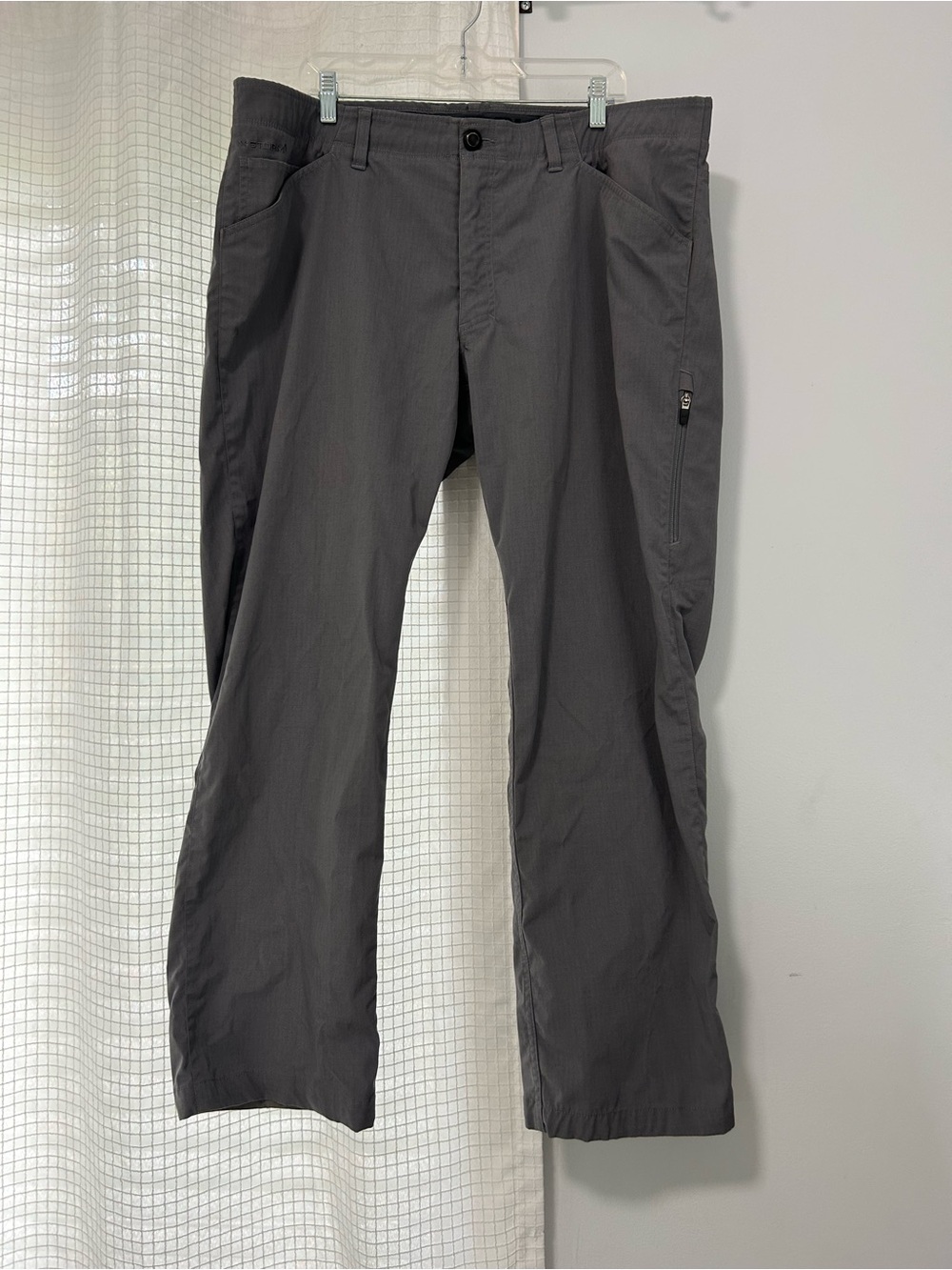 Men’s Under Armour Pants